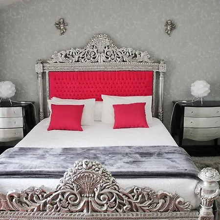 Bed & Breakfast Boutique *